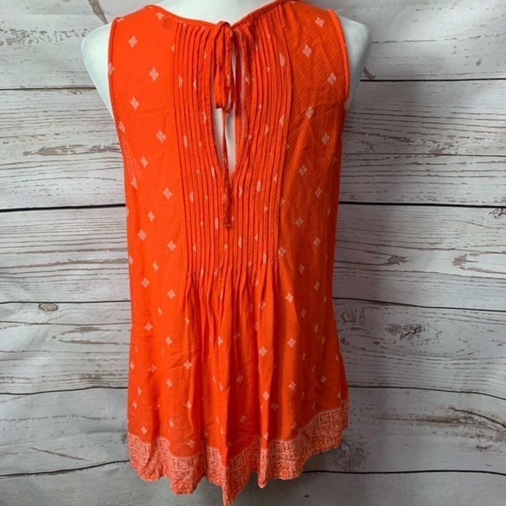 Sanctuary Palma Pleated Split Neck Sleeveless Top - image 5